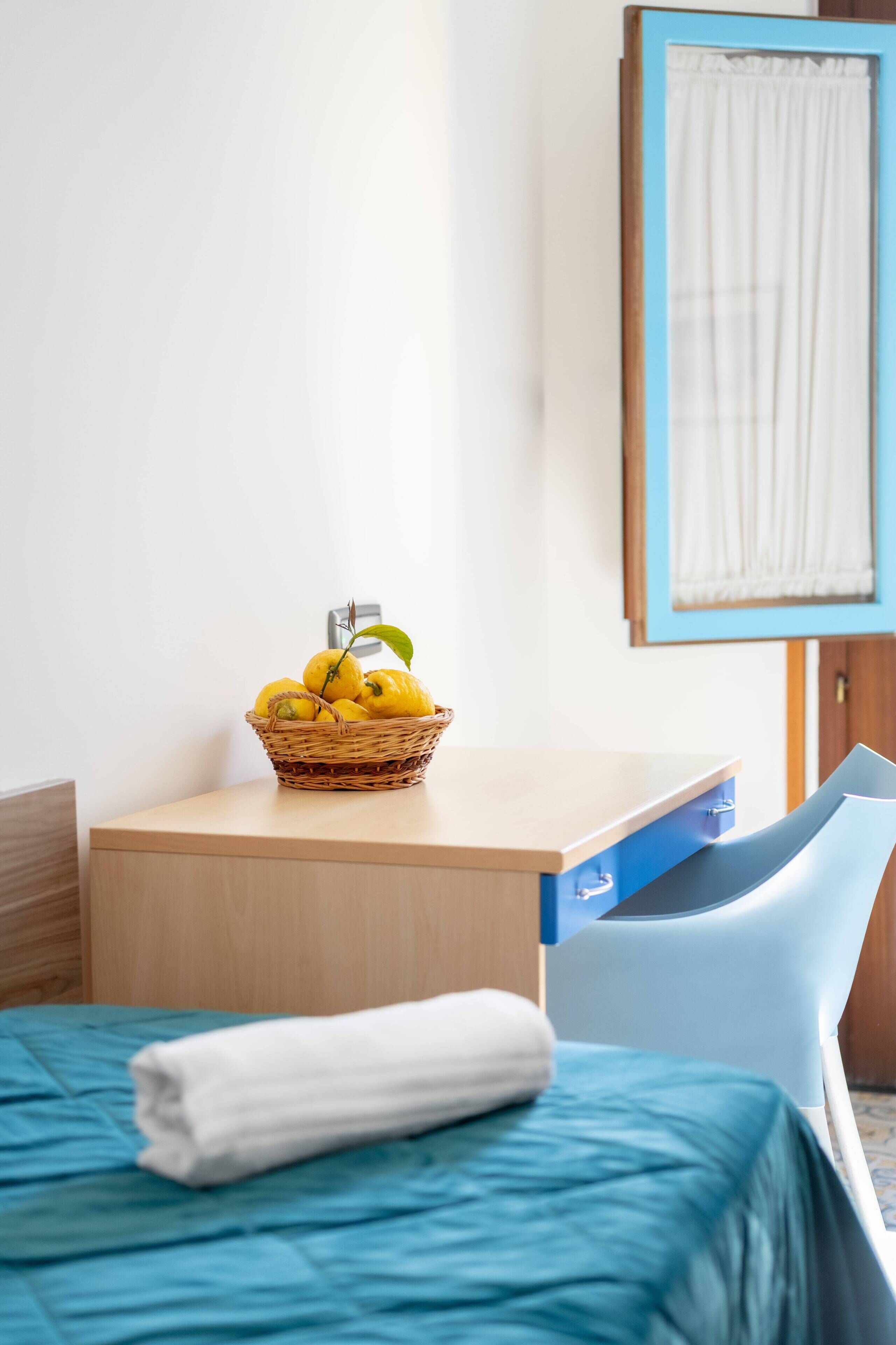 Zweibettzimmer, Blick auf den Innenhof