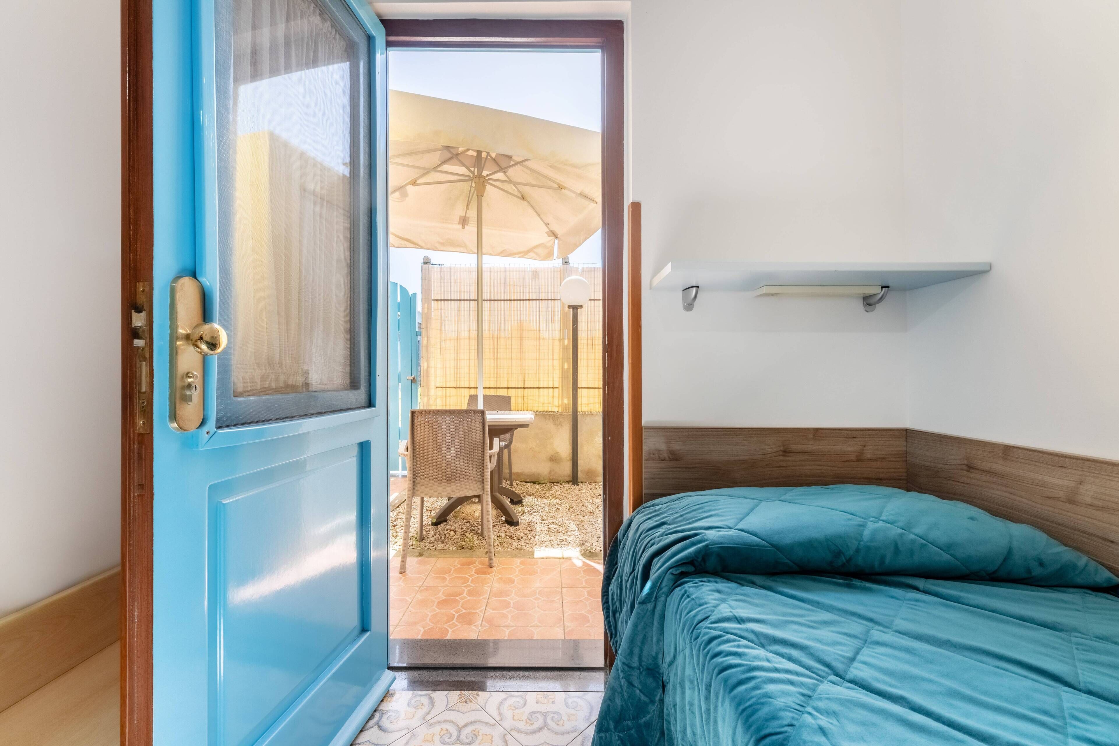 Zweibettzimmer, Blick auf den Innenhof