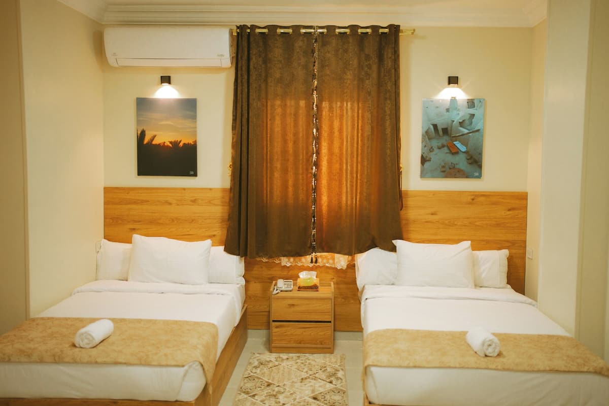 Căn hộ dành cho gia đình, quang cảnh núi | Bộ đồ giường cao cấp, nệm có lớp đệm bông, minibar 