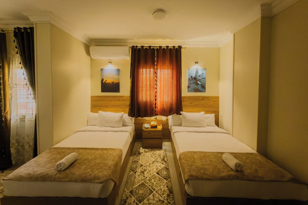Phòng đôi, quang cảnh núi | Bộ đồ giường cao cấp, nệm có lớp đệm bông, minibar 
