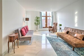 Apartment | Living room - 9-persons Apartment in Centre of Antwerp (Antwerp)