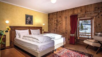 Comfort Triple Room, Balcony, Mountain View