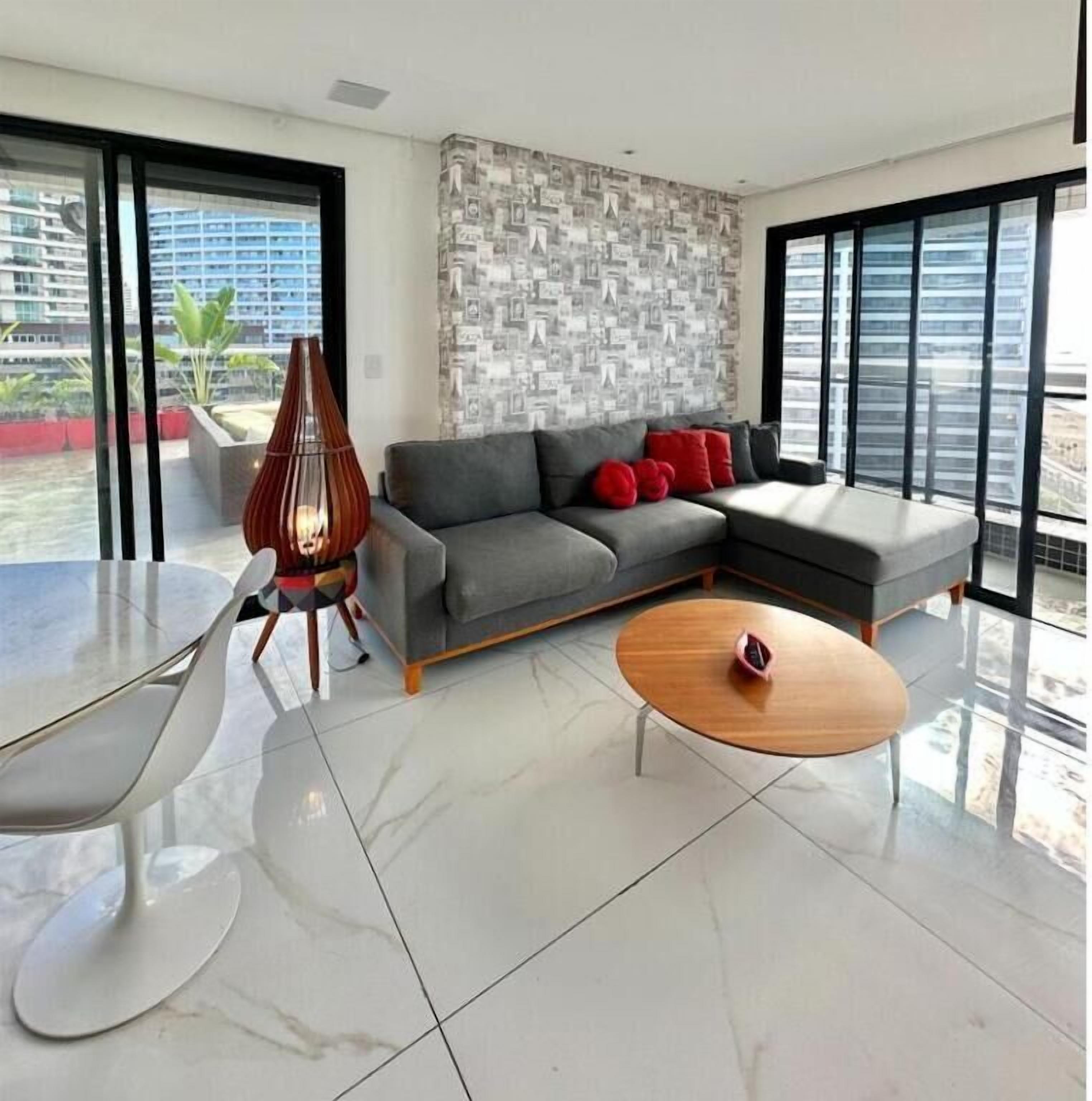 Apartamento luxo, varanda, vista para o oceano | Área de estar