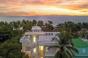 Exterior - Casa Liana-Villa 2/ /steps to Sandy Beach! (Rincón)