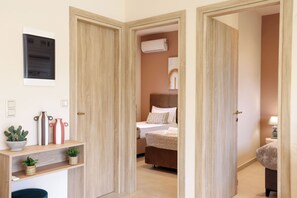Iron/ironing board, travel cot, free WiFi, bed sheets - Ktistakis Apartment near Sidari (Psathilas)