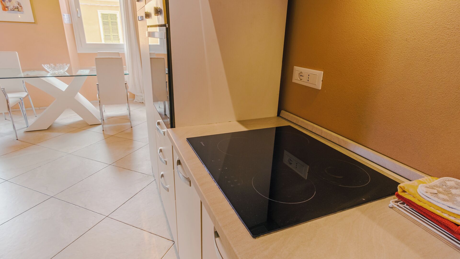 Fridge, oven, stovetop, toaster