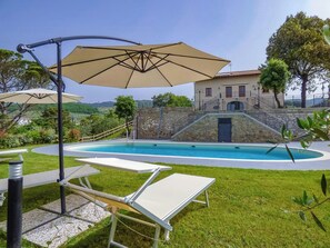 Property grounds - Apartment with pool in Vinci hills (Lamporecchio)