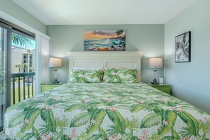 Iron/ironing board, Internet, bed sheets - ☀️🏖️Gorgeous Bay View | Steps to the Beach | Santa Maria #205- Manatee Cove (Fort Myers Beach)