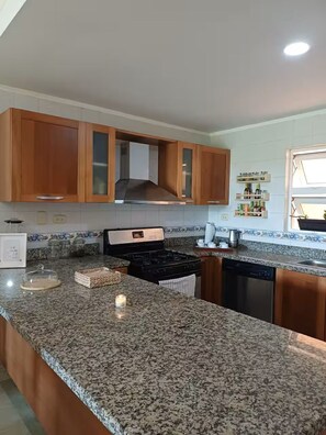 Private kitchen - Apartamento playa, piscina vabaro (Punta Cana)