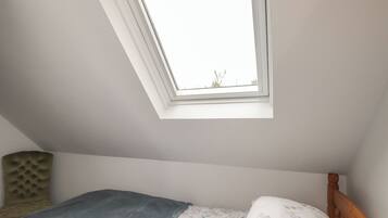 2 bedrooms, free WiFi, individually decorated, individually furnished