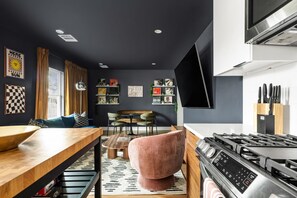 Interior - Wonderland Unit B · Sleeps 12, Pool, Soccer & More (Austin)
