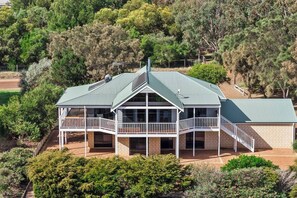 Exterior - Canopy House Refined Bushland Haven near the Coast (Quedjinup)