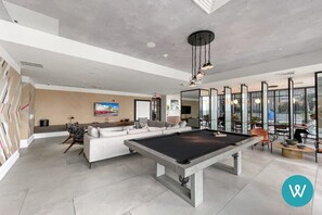 Games room - Condo w/ Amazing Views | RoofPool Midtown Miami (Miami)