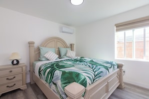 Room - Cozy 1-bedroom house in charming La Puente with AC (La Puente)
