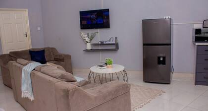 Contemporary One-bedroom Apartment in Kariba Heights - 2382