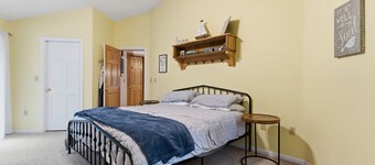 Round House/GolfCart/BeachAccess/FamilyFriendly