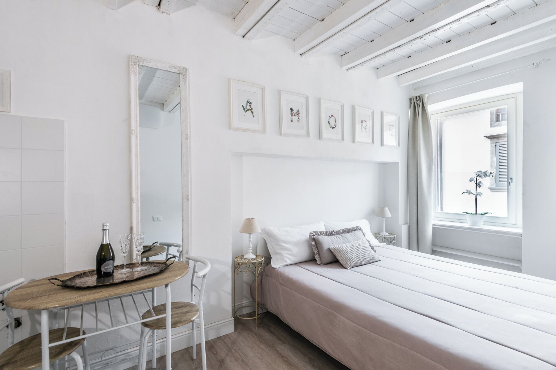 Departamento | Cortinas blackout, tabla de planchar con plancha y wifi gratis 