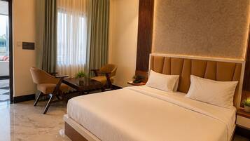 Deluxe Double Room, Garden View