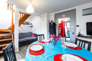 Dining - Cémat Port An Dro - À 300 m de la plage (Carnac)