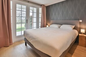 Free WiFi, bed sheets - Green Park - Two Bedroom Apartment, Sleeps 6 (Talmont-Saint-Hilaire)