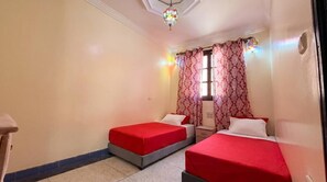 Room - 3-bedroom riad in tranquil Marrakech with AC for relaxing stays (marrakech)