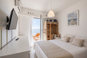 Iron/ironing board, free WiFi - Le Cap Nérée - Appartement avec balcon vue mer (Saint Raphael)