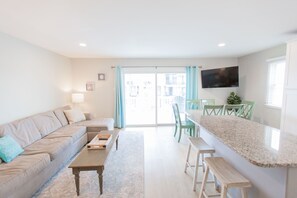 Living area - 3-bedroom Condo in Ocean City: 1-Min Walk to Beach • Family-Friendly • Sleeps 8 (Ocean City)