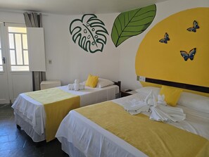 Habitación triple estándar, balcón, vista a la playa | Wifi gratis y acceso para silla de ruedas 