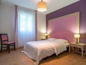 Apartment | 1 bedroom, bed sheets - 1BR Stay in Pont-aven With Balcony (Pont-Aven)