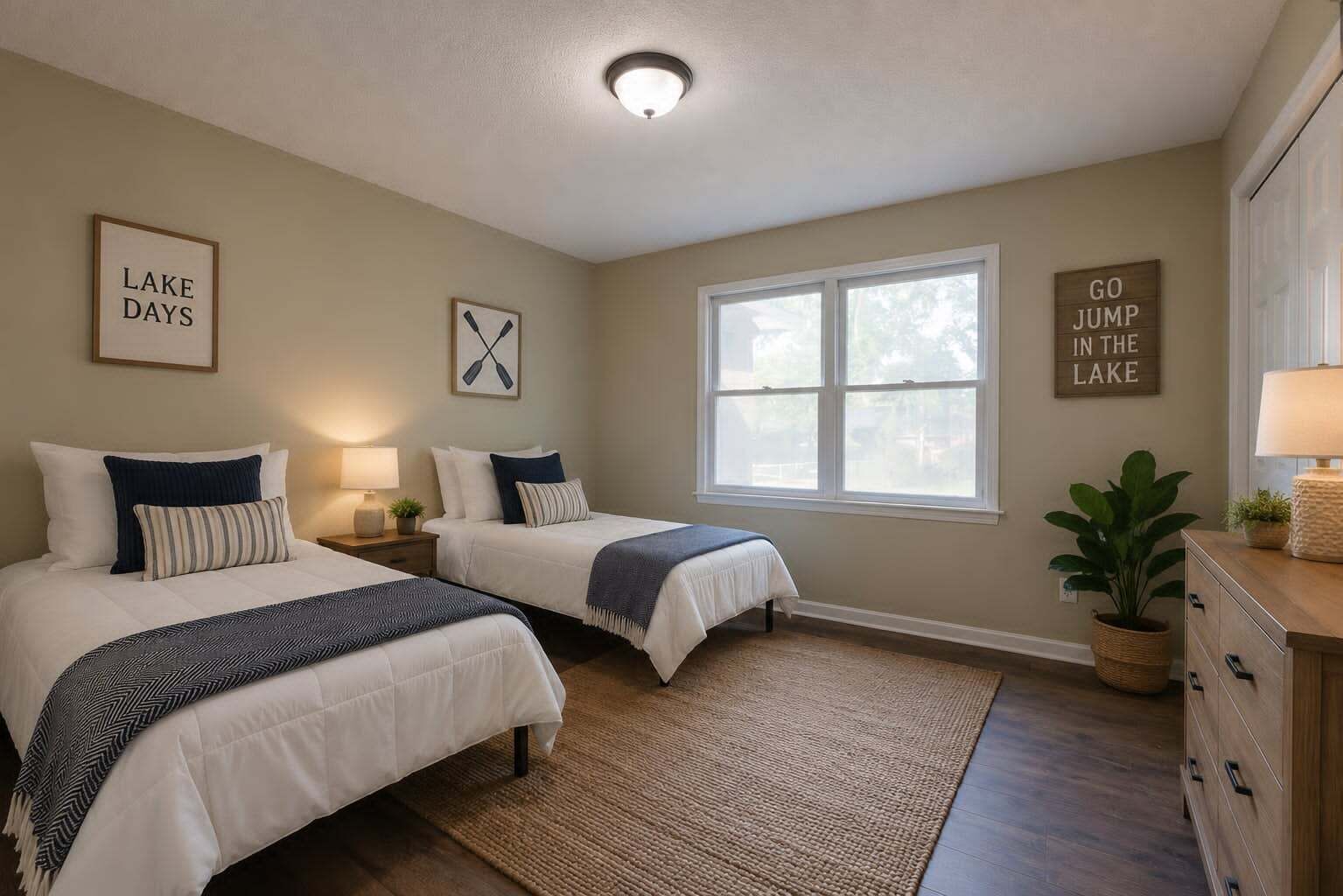 3 chambres, fer et planche à repasser, Wi-Fi gratuit, draps fournis