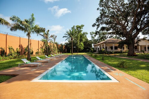Native Hotels