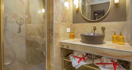 Elegant two-room apartment with kitchen in Rome's upscale Trieste neighborhood