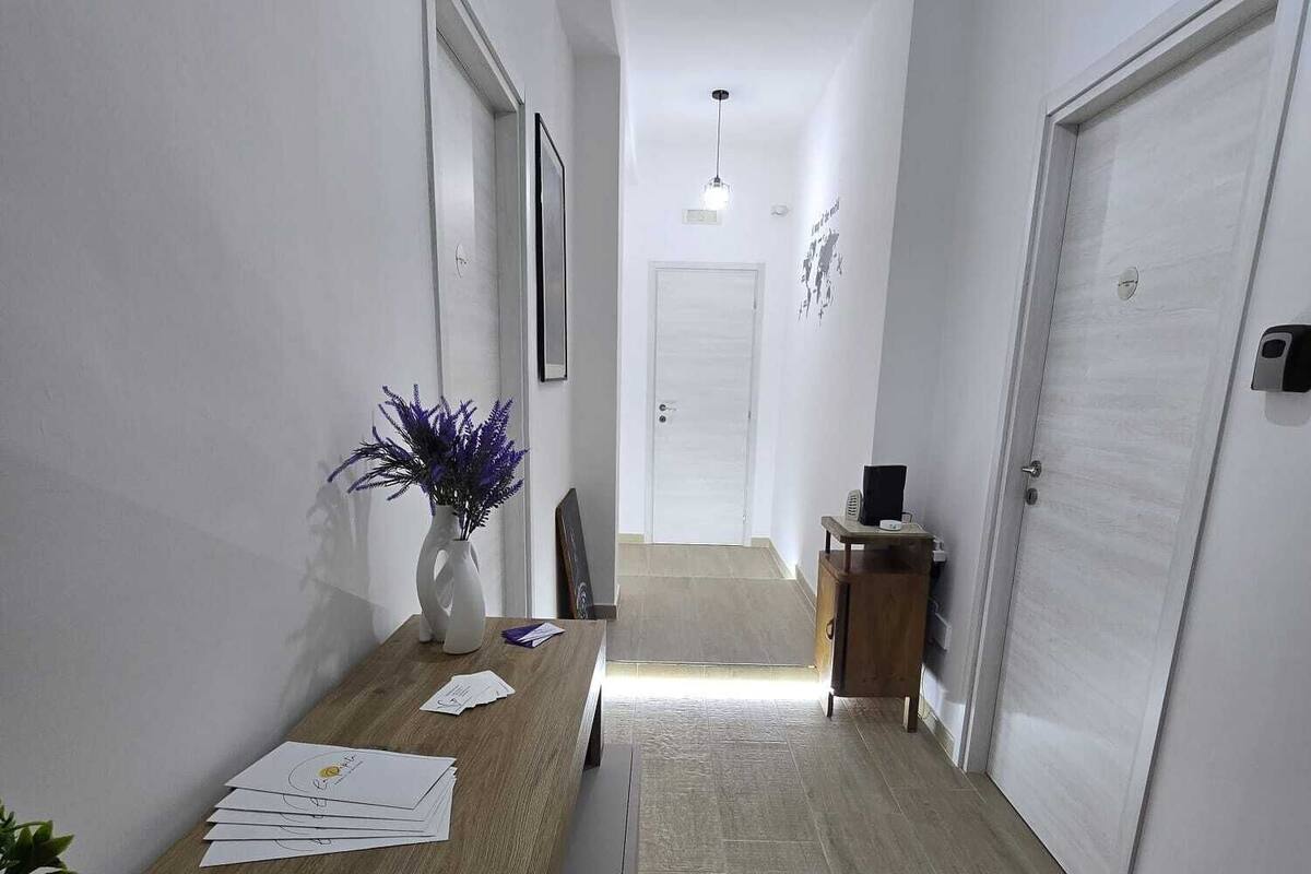 Family Apartment, Balcony, Courtyard View | Lobby