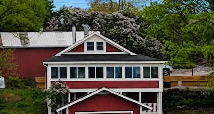 River House on Millen's Bay, Cape Vincent, NY - Where the River Sets the Pace!