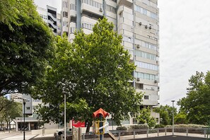 Exterior - Luxury 2BR Penthouse with balcony near historic Belem with AC in charming Lisboa (Lisboa)