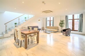 Apartment | Interior - Central Antwerp Marble Lodge (Antwerp)
