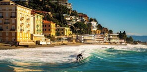 Sulla spiaggia, teli da spiaggia