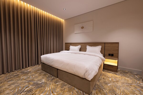 Rawaq Suites Hotel - Medina
