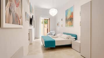 Deluxe Apartment, Balcony, City View | Iron/ironing board, free WiFi