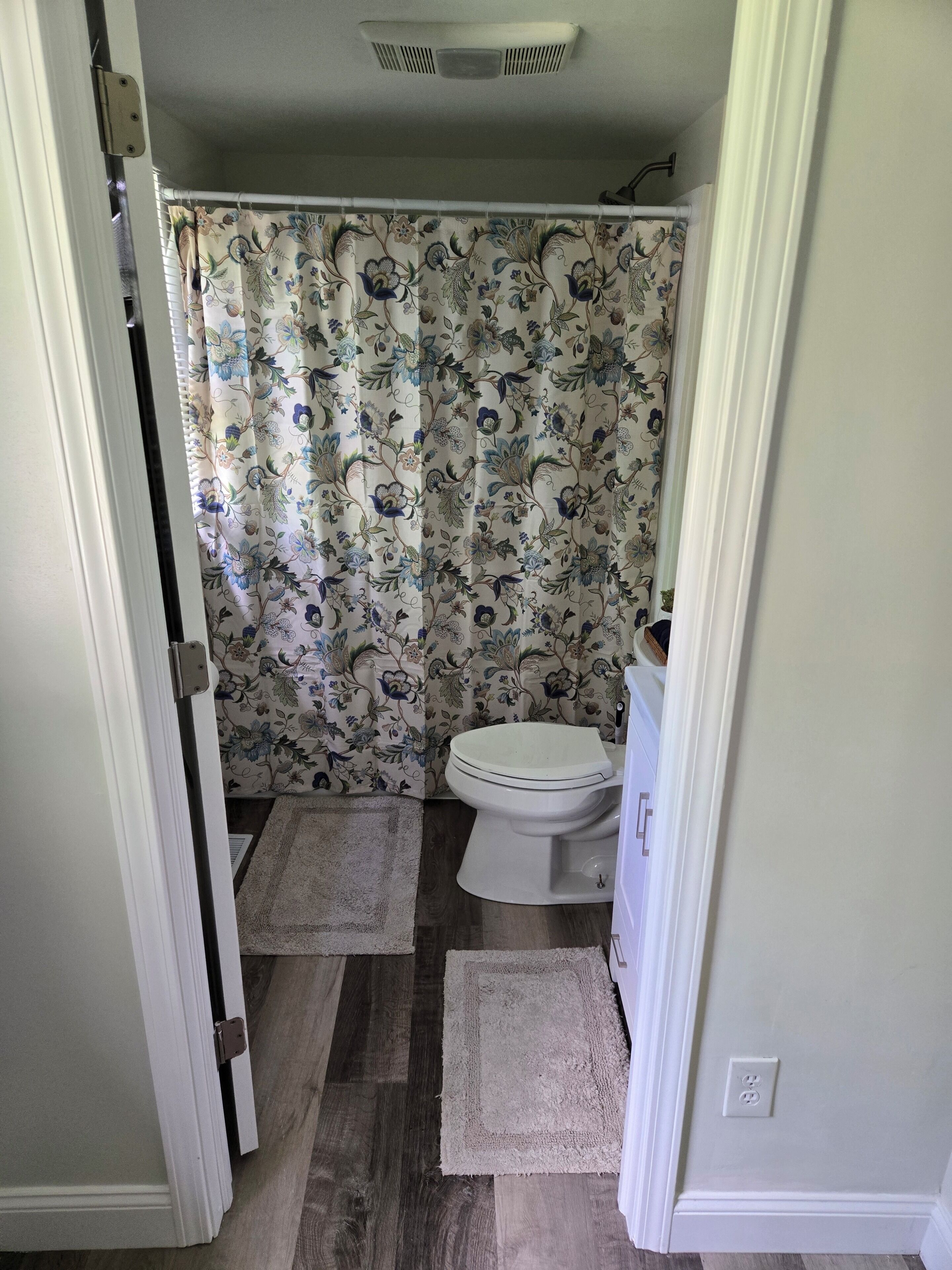 Towels, soap, toilet paper