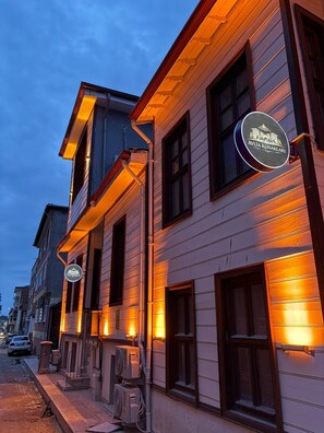 Exterior detail - Avlia Konakları (Edirne)