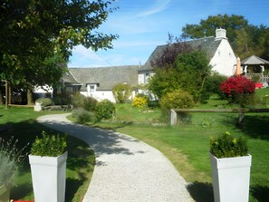 Property grounds - Gîte for 26 Guests – Les Gîtes de l'Aubrac (Soulages-Bonneval)