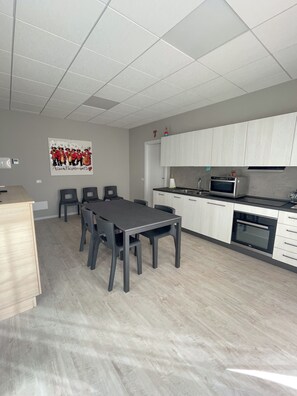 Standard Apartment | Private kitchen - Mama Lidia (ITALY)