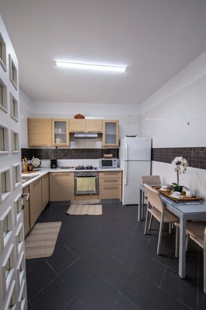 Private kitchen - Vrbo Property (Site archéologique de Carthage)