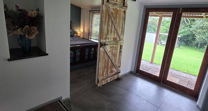A Rustic 3 brm Farmhouse on 25 acres in Ravenshoe amongst the Misty Mountains.