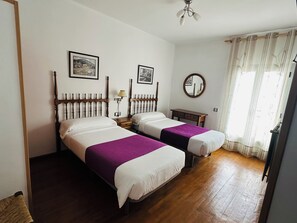 Free WiFi - Hostal Pirineos Meliz (Bielsa)
