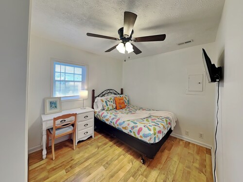 Flip Flop Cottage