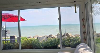 Walden on Erie l 3 Bedrooms l Lakefront l Dog Friendly