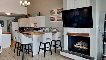 Studio (5 Bedrooms) | Property amenity