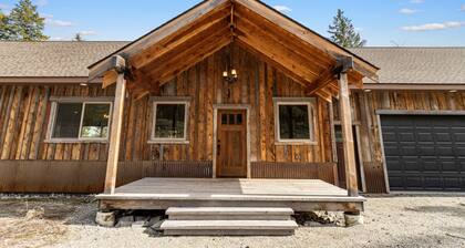 New Listing! McGregor Retreat - 5 bedroom home near McGregor Lake.